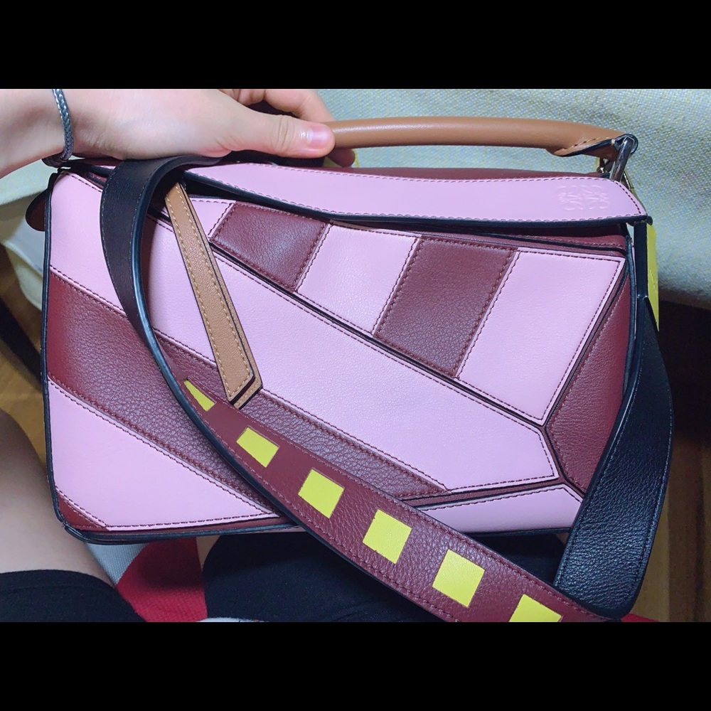Loewe Puzzle Bag__Rasberry Limited Edition